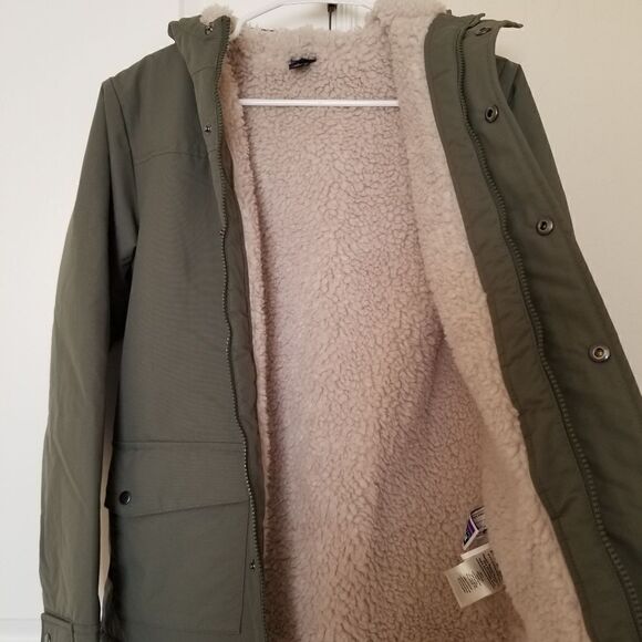 Patagonia Winter Jacket - Picture 3 of 7